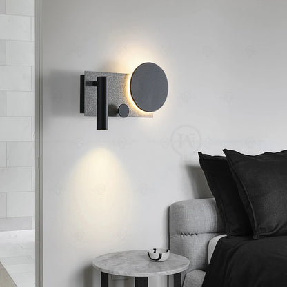 Lampada da Parete per Comodino con Faretto Regolabile – Stile Nordico Moderno con Interruttore Integrato | Casa Fiorita
